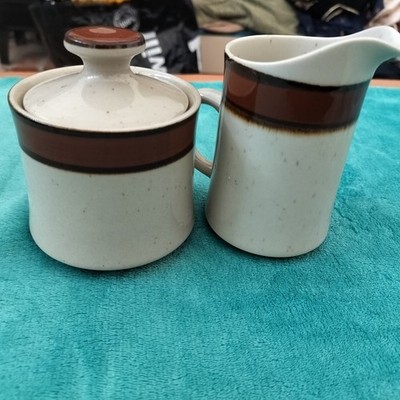 Rainbow Stoneware Creamer & Sugar Bowl With Lid, mid-century Japan 660 Espresso