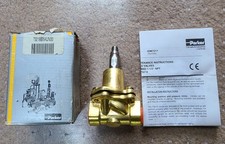 NEW Parker Skinner Solenoid Valve 73218BN4UN00 2-Way N.C. 1/2" NPT