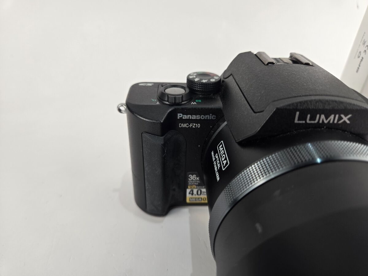 Panasonic Lumix DMC-FZ10 Digital Camera w/ Batterry Panasonic Lumix DMC-FZ10 Digital Camera w/ Batterry