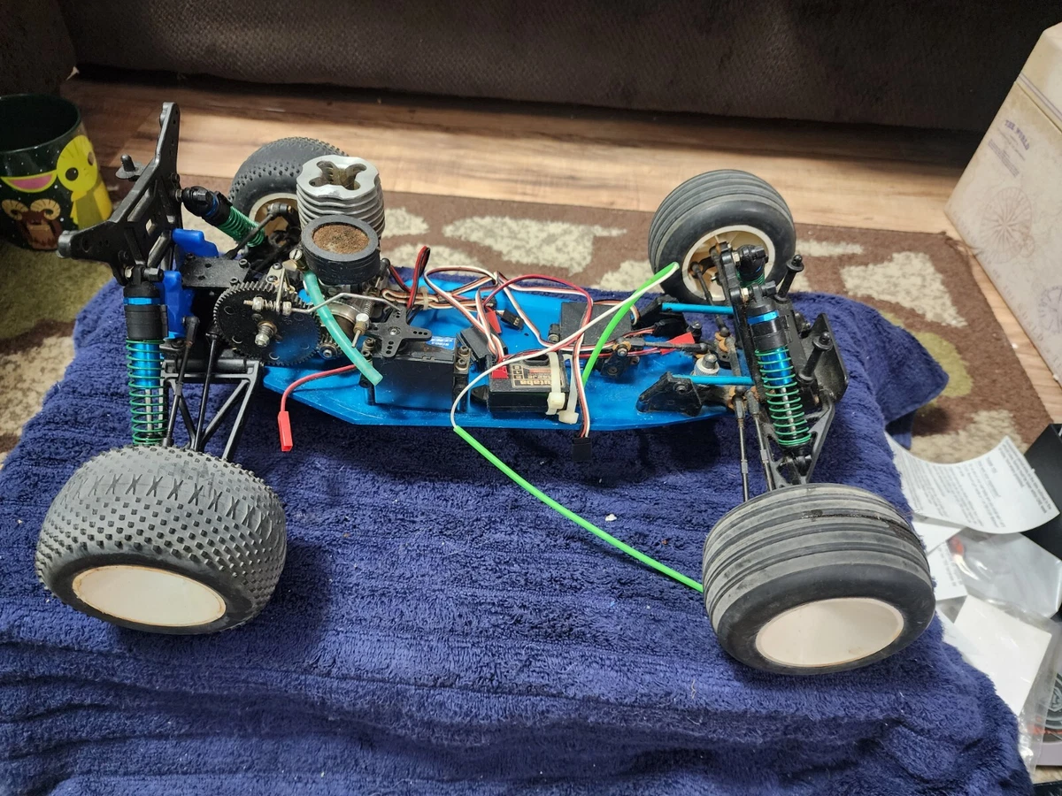 Vintage Team Associated RC10GT RC10 GT Nitro Fuel Powered Stadium