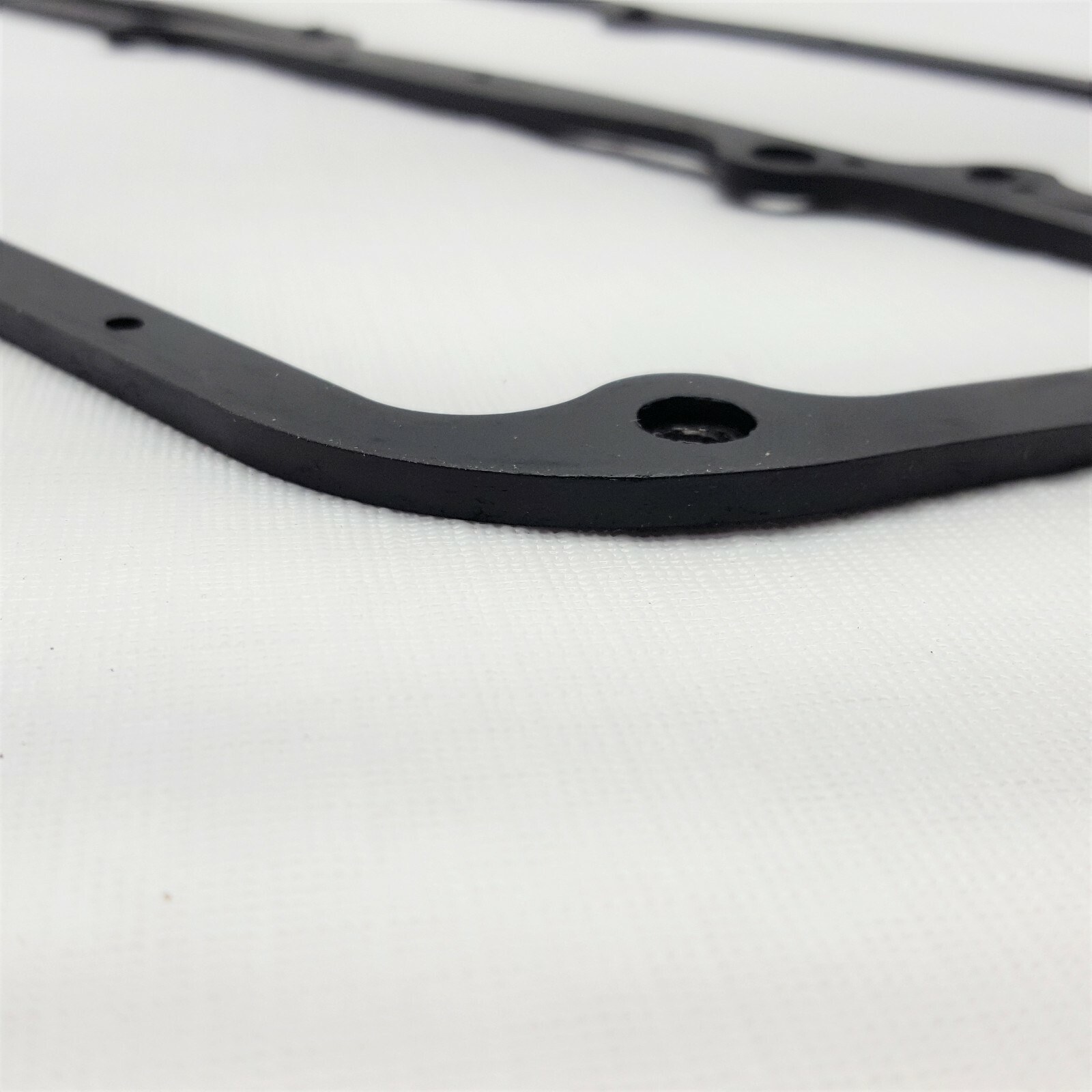 Small Block Ford Valve Cover Gaskets Rubber with Steel Core SBF 289 302