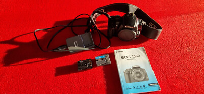 Canon EOS 400D / 10.1 MP Digitalkamera / Schwarz / nur Body / Zubehörpaket