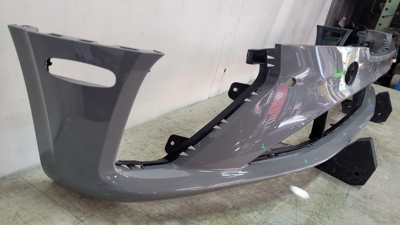 Bentley Continental GT 2020-2022 Front Bumper