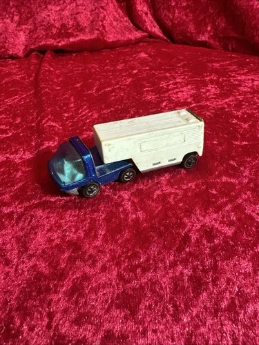 Hot Wheels Redline 1970 Moving Van Blue Heavyweights! VHTF w/ Trailer!