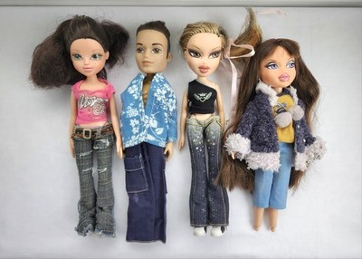 Lot of 4 Vintage 2001 MGA Y2K BRATZ Dolls W/ Clothes Phoebe Sasha Jazmine Yasmin