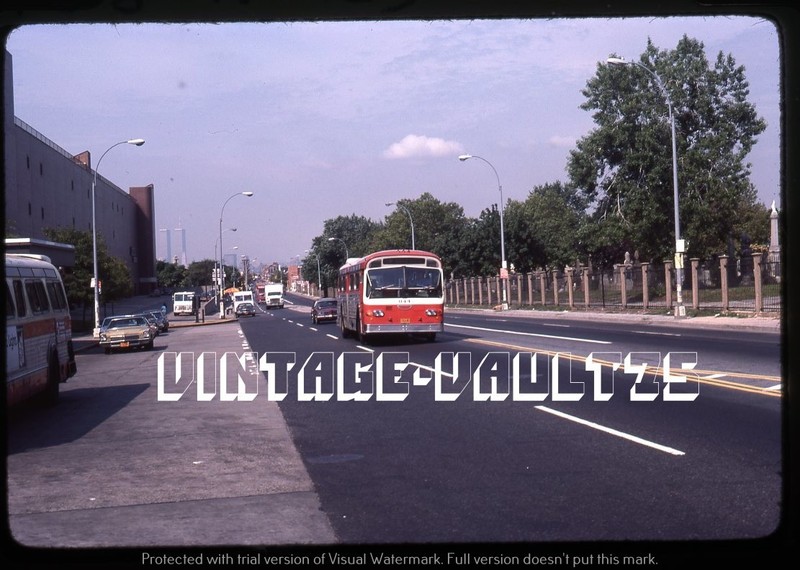 ORIGINAL SLIDE BUS 844 TRIBORO COACH QUEENS NY NYC Q38 KODACHROME 1982