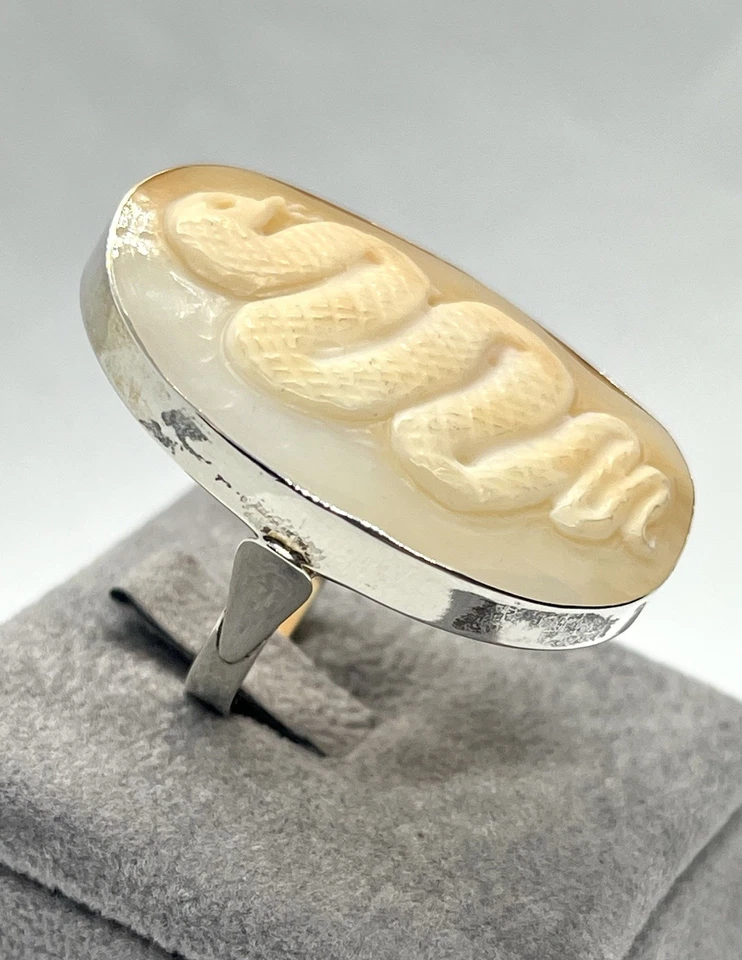 Anello Serpente Su Cammeo In Conchiglia Corniola-Argento 925,fatto A Mano - Immagine 3 di 4