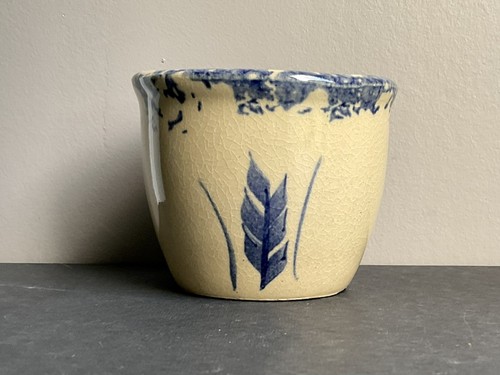 RRP 10oz Kitchen Crock Spongeware Blue Wheat Roseville Ohio Pottery Vintage