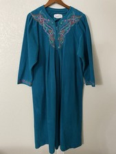 Vintage Vanity Fair Teal Housecoat Robe Embroidery Velour Zip USA EUC Size Large