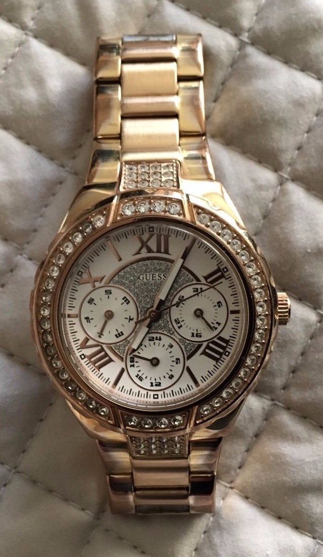 GUESS Women