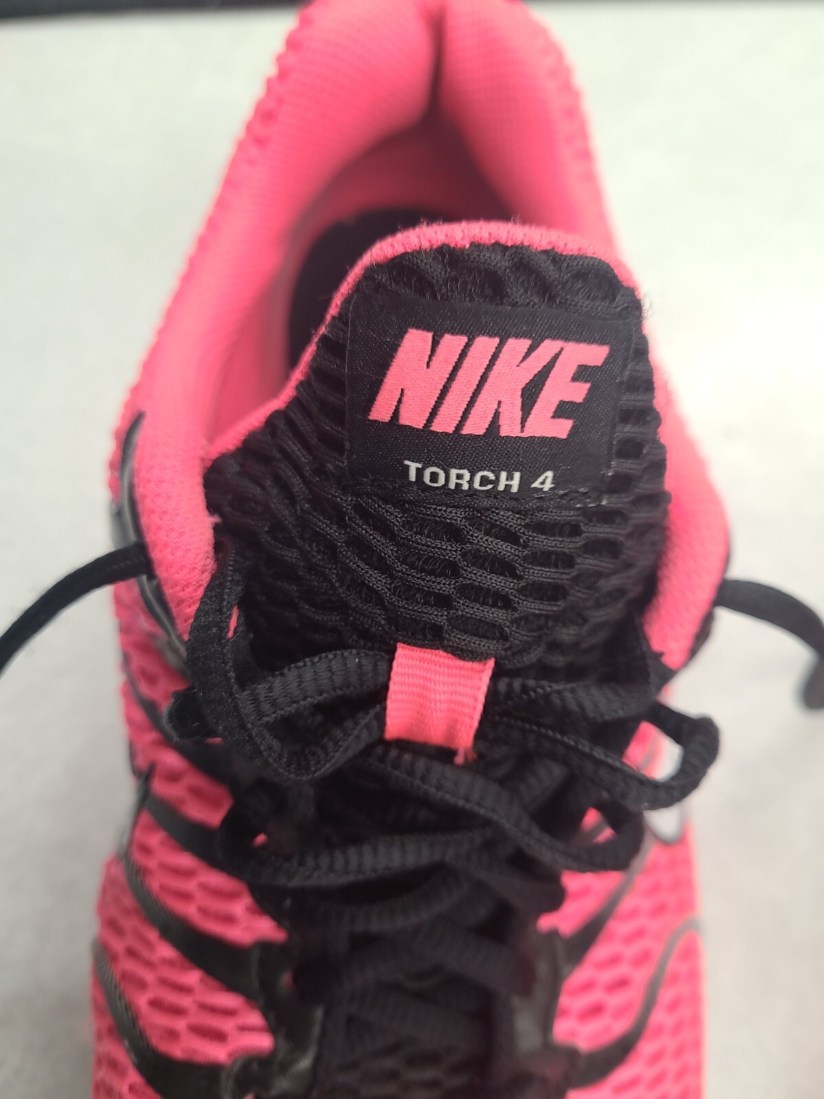 nike air max torch 4 black and pink