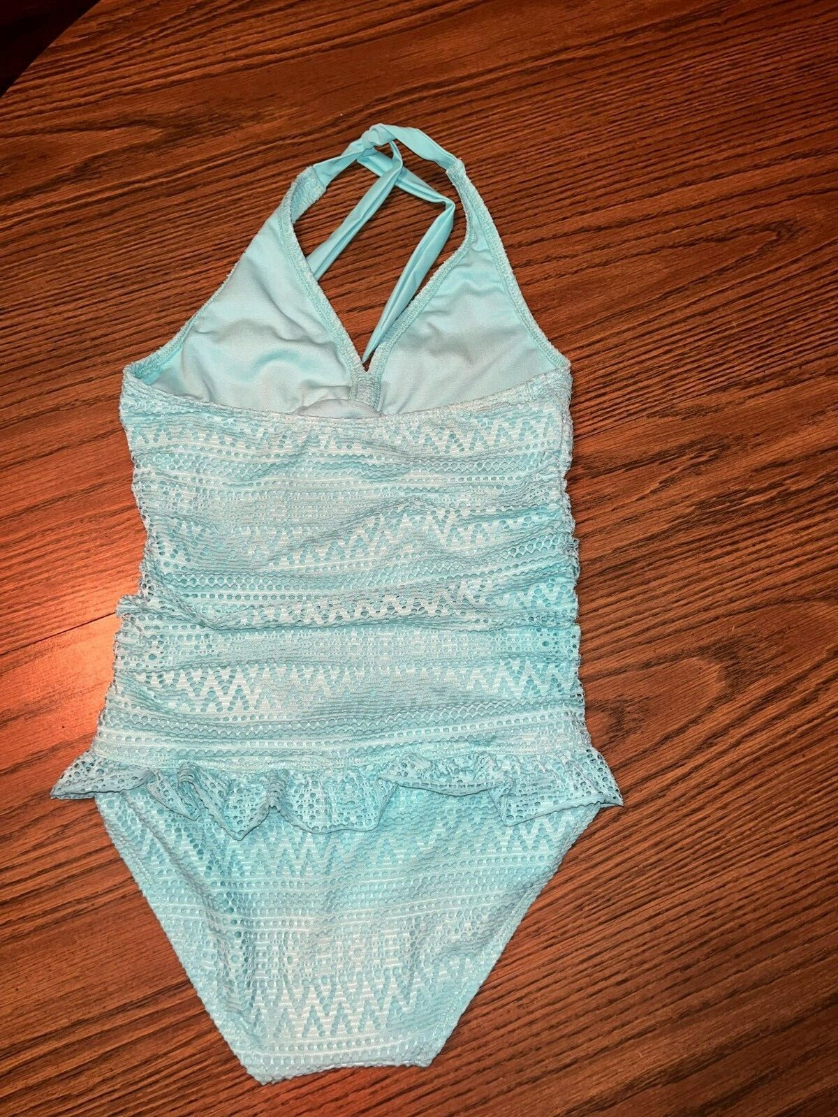 Picture 2 of 4