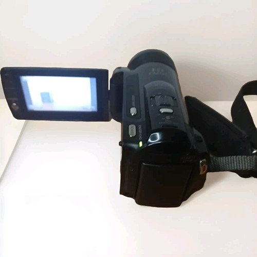 Canon VIXIA HF M301 Full HD 1080p AVCHD Flash Camcorder 15x Zoom Bundle - Picture 12 of 19