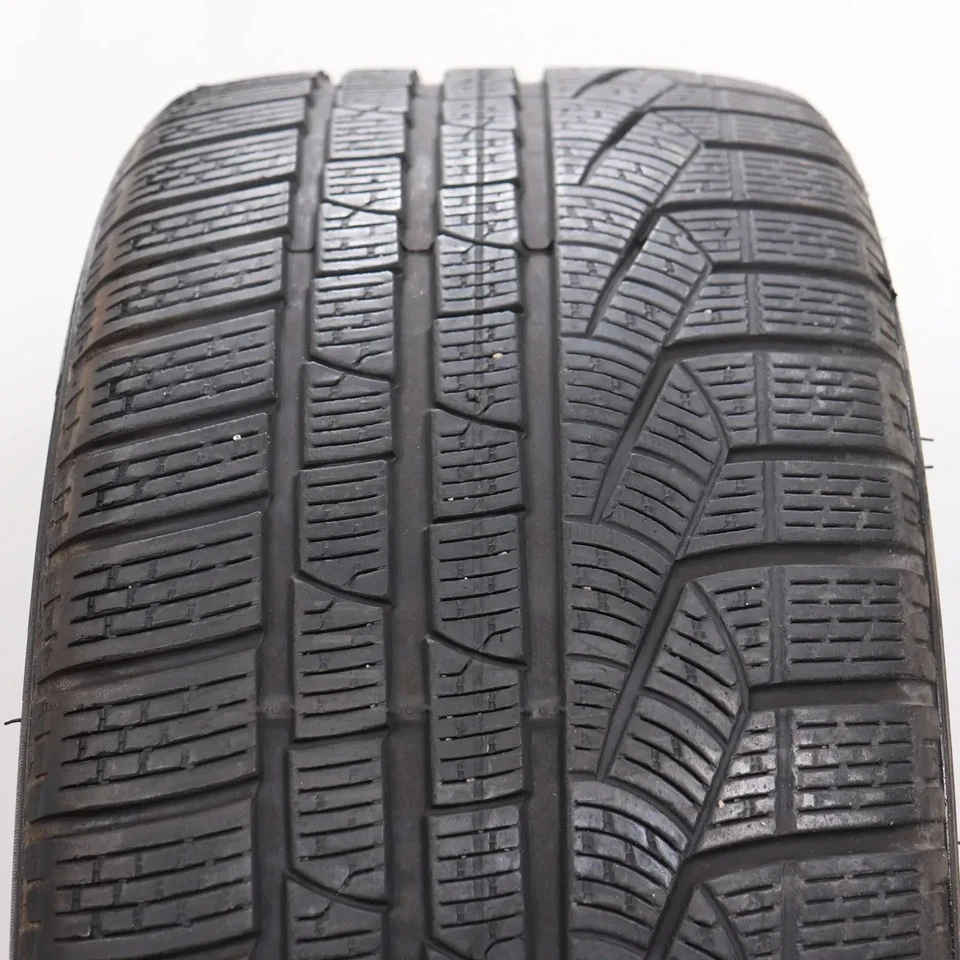 1x Winterreifen Pirelli Winter 240 Sottozero S2 255/35R19 96V XL MO 6mm DOT20 - Bild 2 von 4