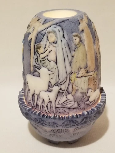 Fenton Glass BIRTH OF A SAVIOR Jesus Nativity Christmas Fairy Lamp Candle Light
