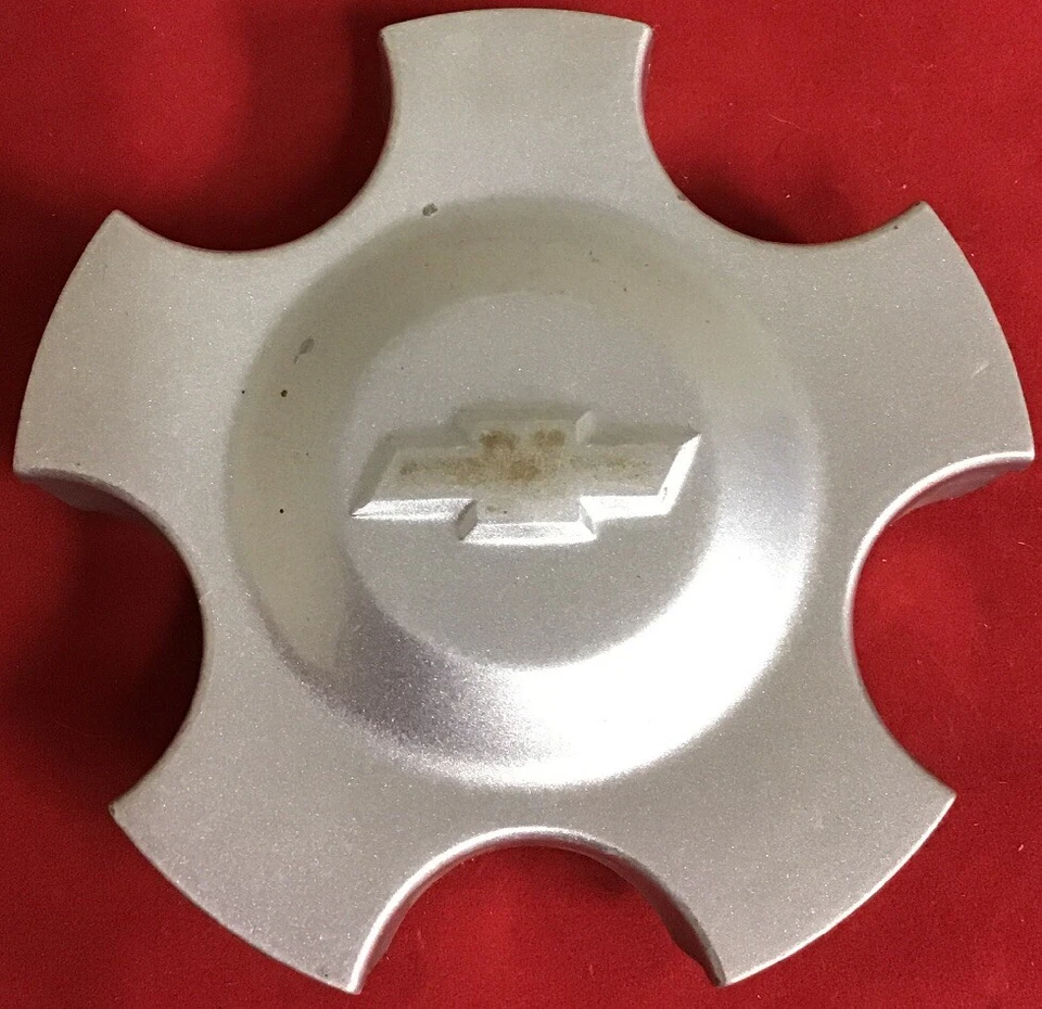 ONE 2000-2006 Chevy Malibu Monte Carlo Impala tapa central rueda P/N 9596356/6623 Foto 2 de 3