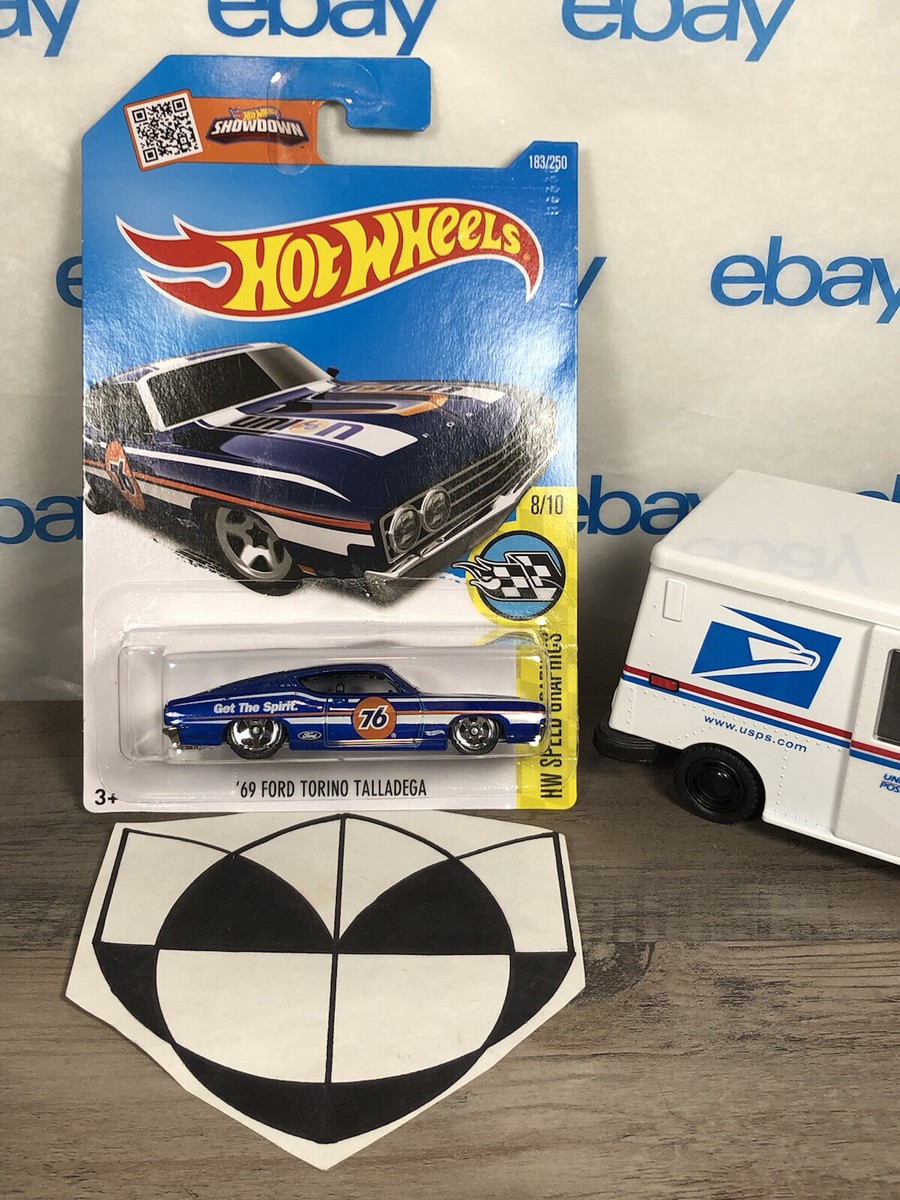 ホットウィール リチャードペティ　1969 フォード　トリノ　タラデガ Richard Petty's 1969 Ford Torino Talladega in 1/64 made from