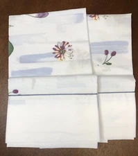 (2) CROSCILL Blue White Flower Floral Botanica PILLOW CASES KING Leaves Daisies