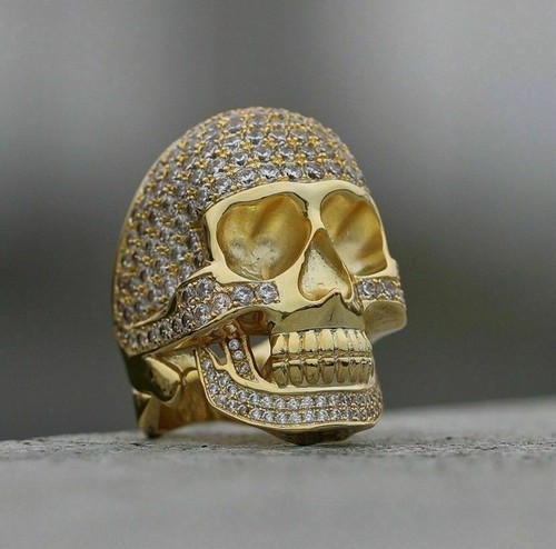 Round Mens Skull Diamond Pinky 