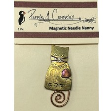 Puffin & Company Kitty Cat Heart Magnetic Needle Nanny Keeper Brooch Handcrafted
