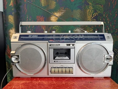 SHARP GF-5454 Radio Cassette Recorder Boombox - Photo 1/4