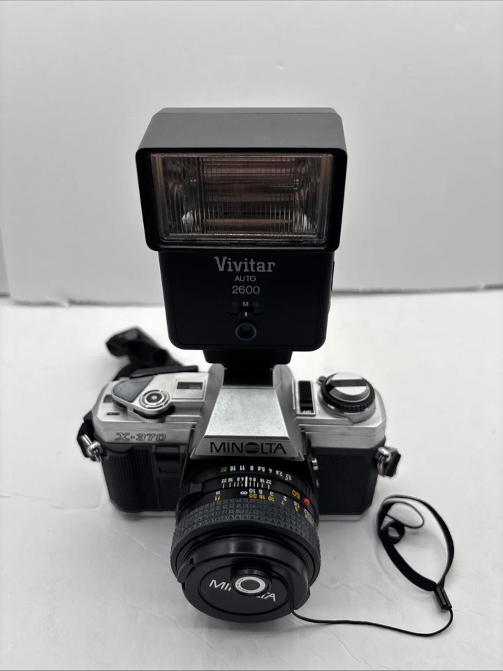 Minolta X-370 35mm SLR Film Camera - Black (Kit with 50mm 1.7 Lens and Bundle) - Image 4 of 4