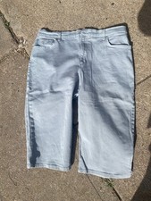 Gloria Vanderbilt Amanda Skimmer Capri Jeans Women Size 16 gray Stretch Denim