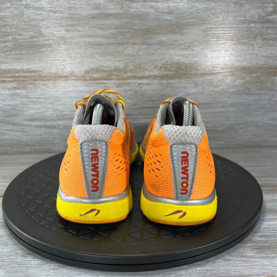Zapatos para correr Newton Gravity IV para mujer naranja plateado malla con cordones talla 6 Foto 4 de 4