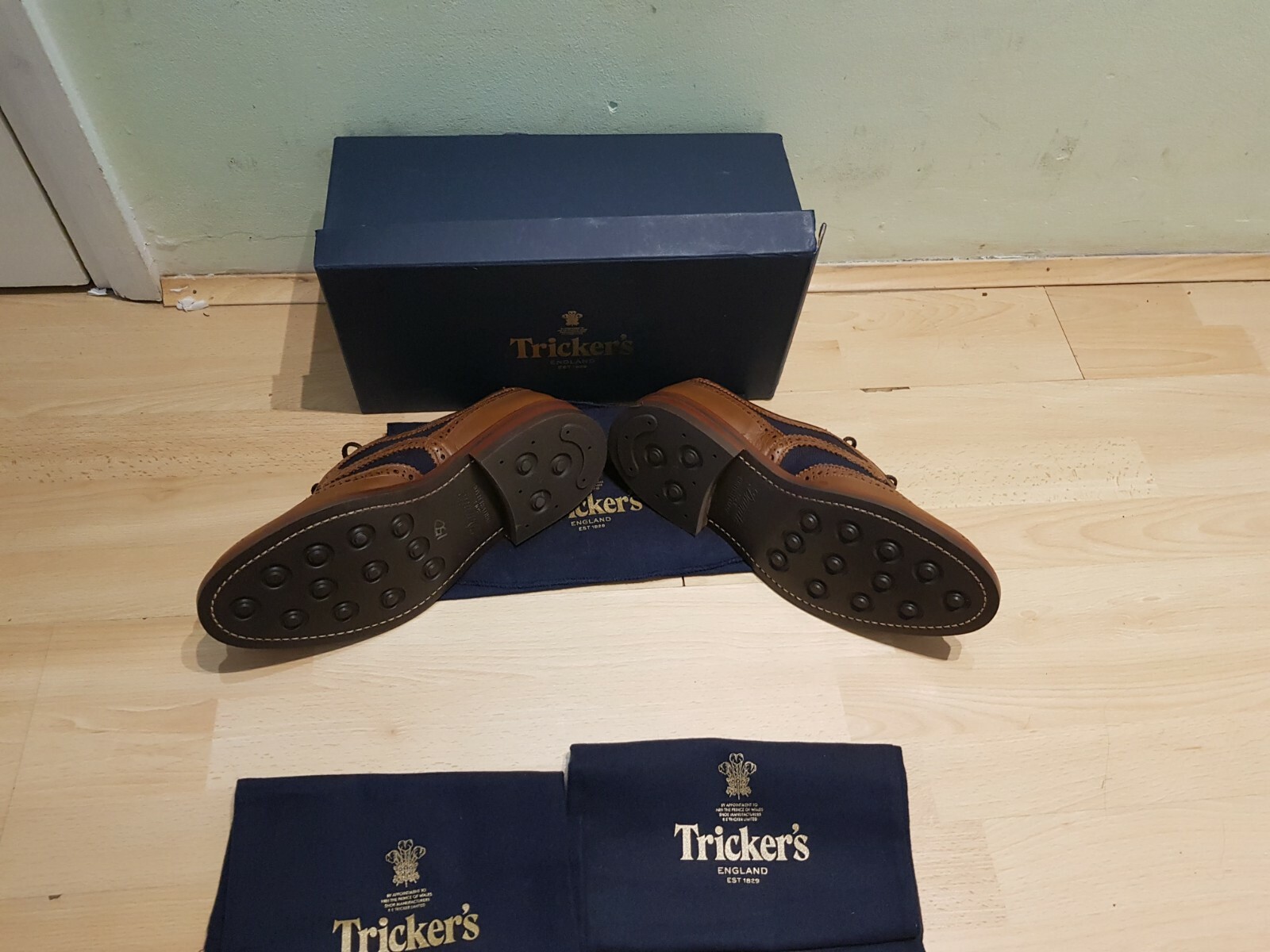 Bowood Two-Tone Derby Brogues, UK 