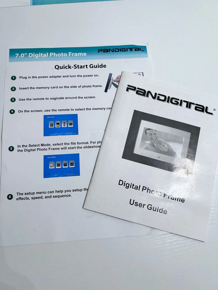 Pandigital 7.0 Digital Photo Frame - 2 Interchangeable frames (Missing Remote) - Image 4 of 4