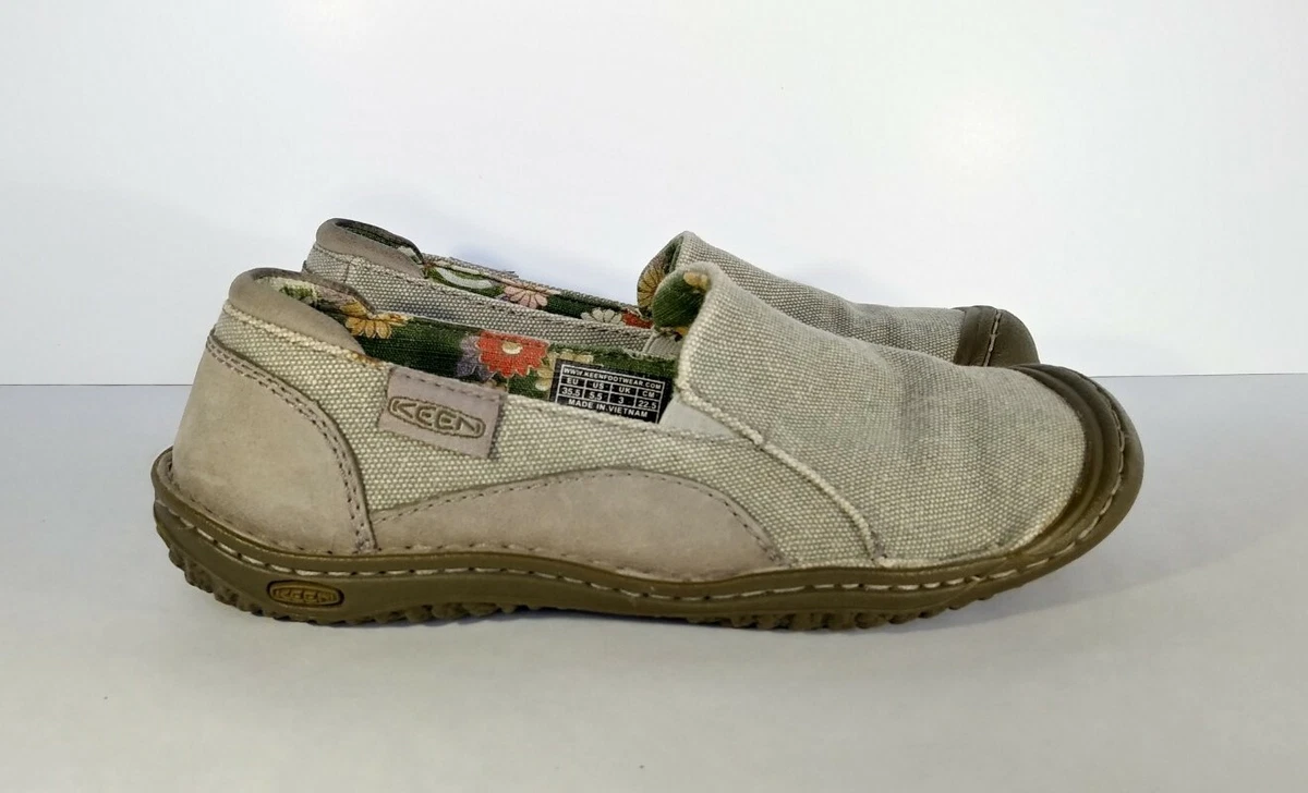 Keen Cush Golden Summer Canvas Leather Flat Gray Slip On Shoes Women s Size 5.5