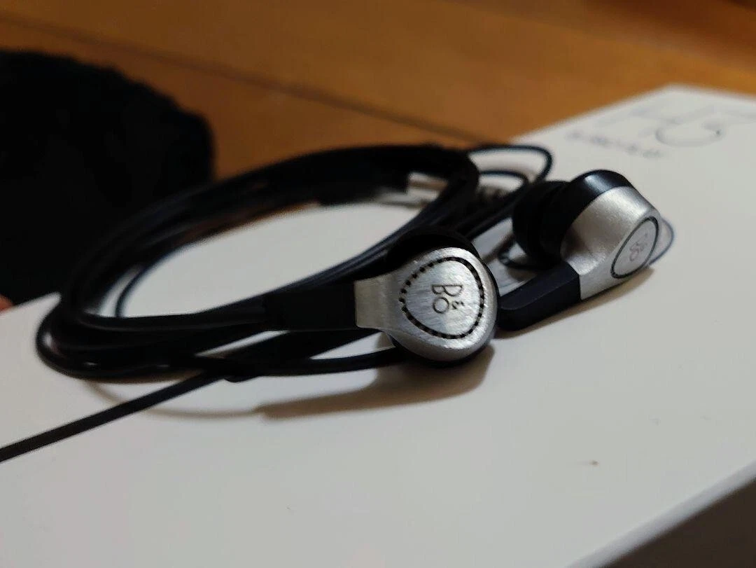 Bang & Olufsen BeoPlay H3 in-ear headphones Earphones B&O | eBay