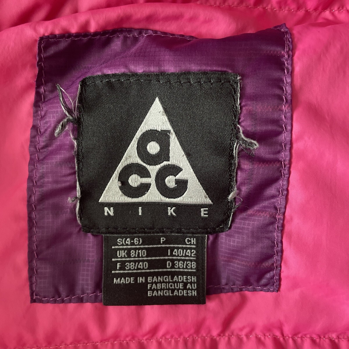 Nike ACG Goose Down Puffer Jacket Womens Small Pink/Purple