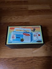 CROSLEY PORTABLE-AM/FM RADIO CASSETTE RECORDER NEW 