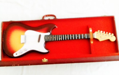 Fender Musicmaster 1963, all original, good condition. Vintage