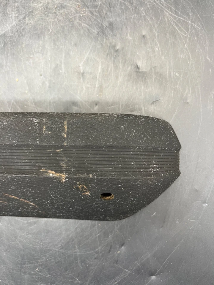 Volkswagen Van Bus 1968-1972 OEM panel interior puerta reposabrazos tirador negro Foto 2 de 4