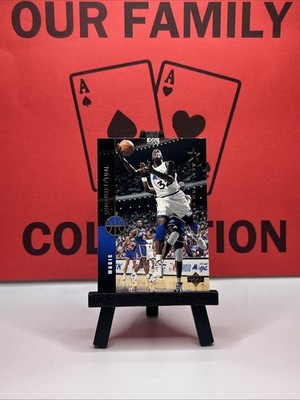 Shaquille O'Neal #147 1999-2000 Skybox NBA Hoops Los Angeles Lakers