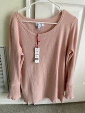 Elle Pink Women’s Sweater NWT (Size XL)
