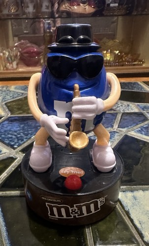 M&M’s Rock Stars Blue Saxophonist 2012 Plays Music And Moves Working