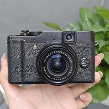 90 NEW FUJIFILM X10 12MP Digital Camera with 4X Optical Zoom Black EXR CMOS