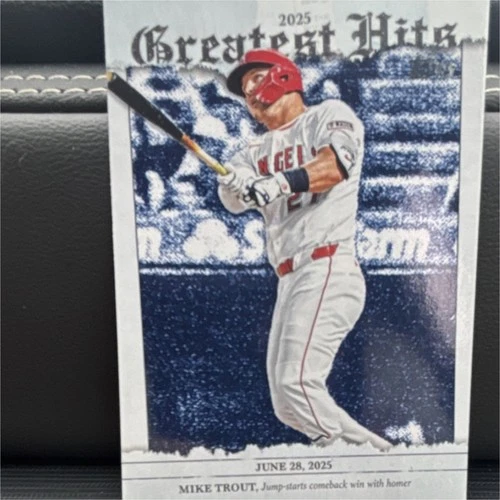 Topps Greatest Hits GH-14 Mike Trout Angels Insert Baseball Card