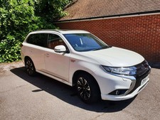 2016 Mitsubishi Outlander PHEV 2.0h 12kWh GX4hs SUV 5dr Plug-in Hybrid CVT 4WD
