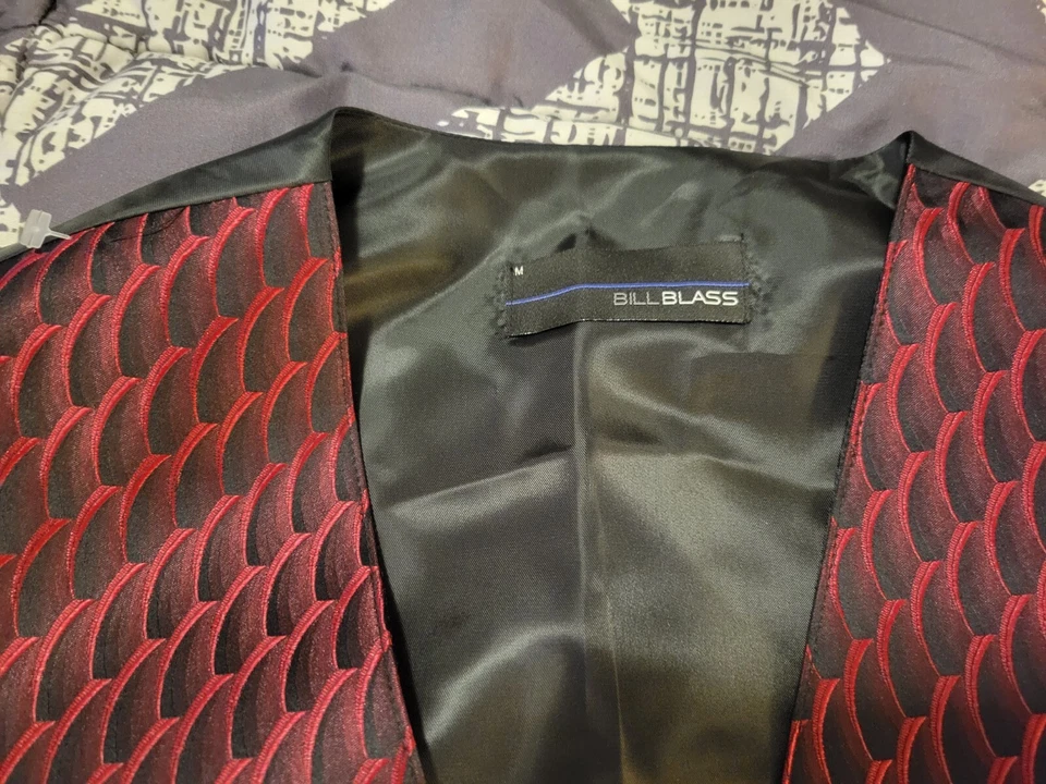 Men's Bill Blass Tuxedo Vest - Image 3 of 3