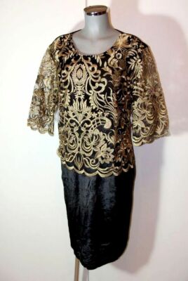 Elegant dress gold embroidery with velvet a dream size 4XL / 48/50 NEW