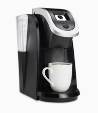 Keurig 2.0  K200 Cup or Carafe Touch Screen Brewing System (Coffee Machine) NEW