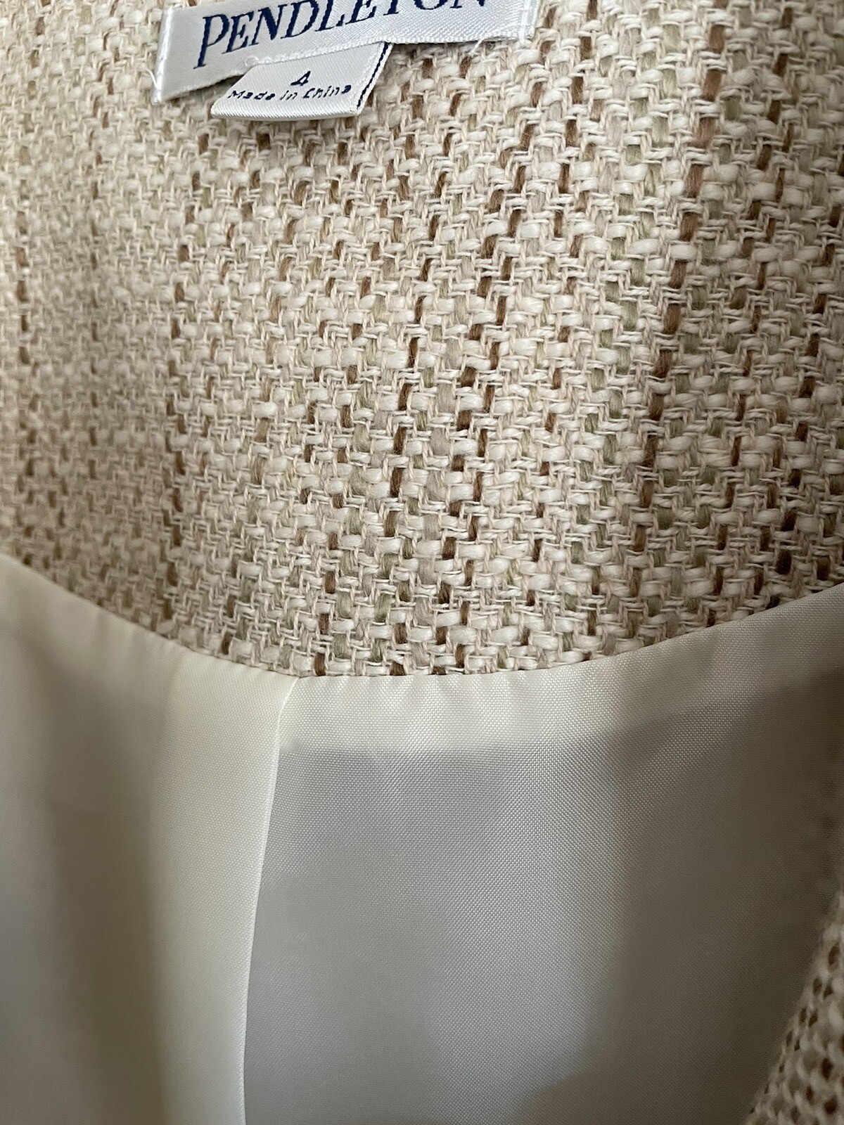 Pendleton Light Tan Color Short Jacket Size 4 - image 4