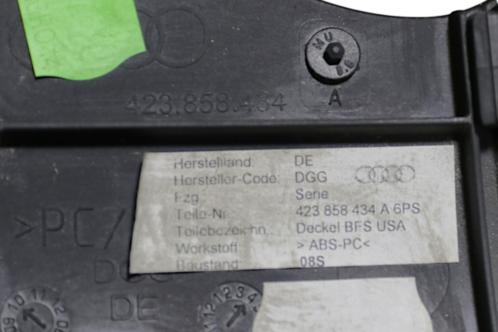 Audi R8 V10 Interior Console Trim Panel Cover Assembly Set 2008 - 2012 OEM