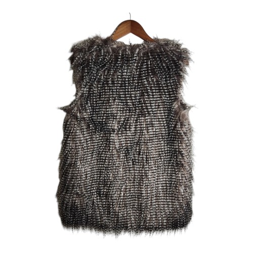 Olive + Oak Gray Taupe Faux Ostrich Feather Fur Vest Women's Size Medium BOHO - Picture 2 of 19
