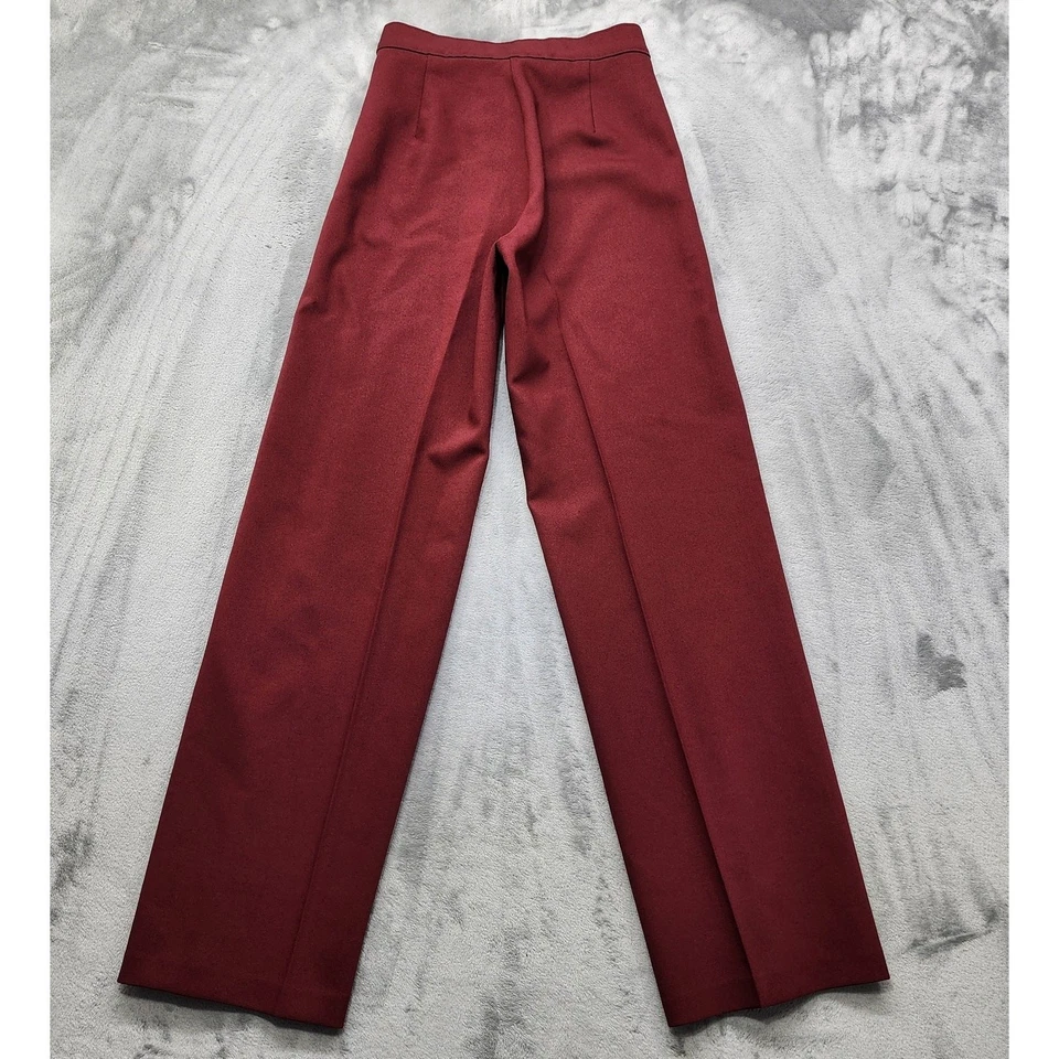 Винтажные женские брюки 80-х Levi's 11 красные бордовые с высокой талией прямые штанины полиэстер - Изображение 3 из 4