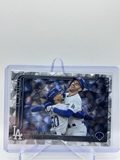 2025 Topps Diamonte Foil Two In Blue #631 + Base! Los Angeles Dodgers